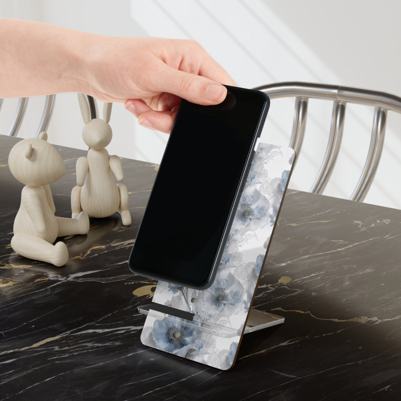 Blue Poppy Mobile Display Stand for Smartphones