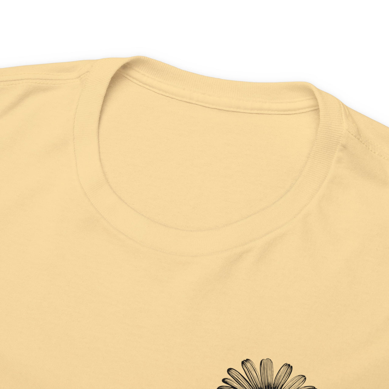 Pocket Daisy Unisex Heavy Cotton Tee