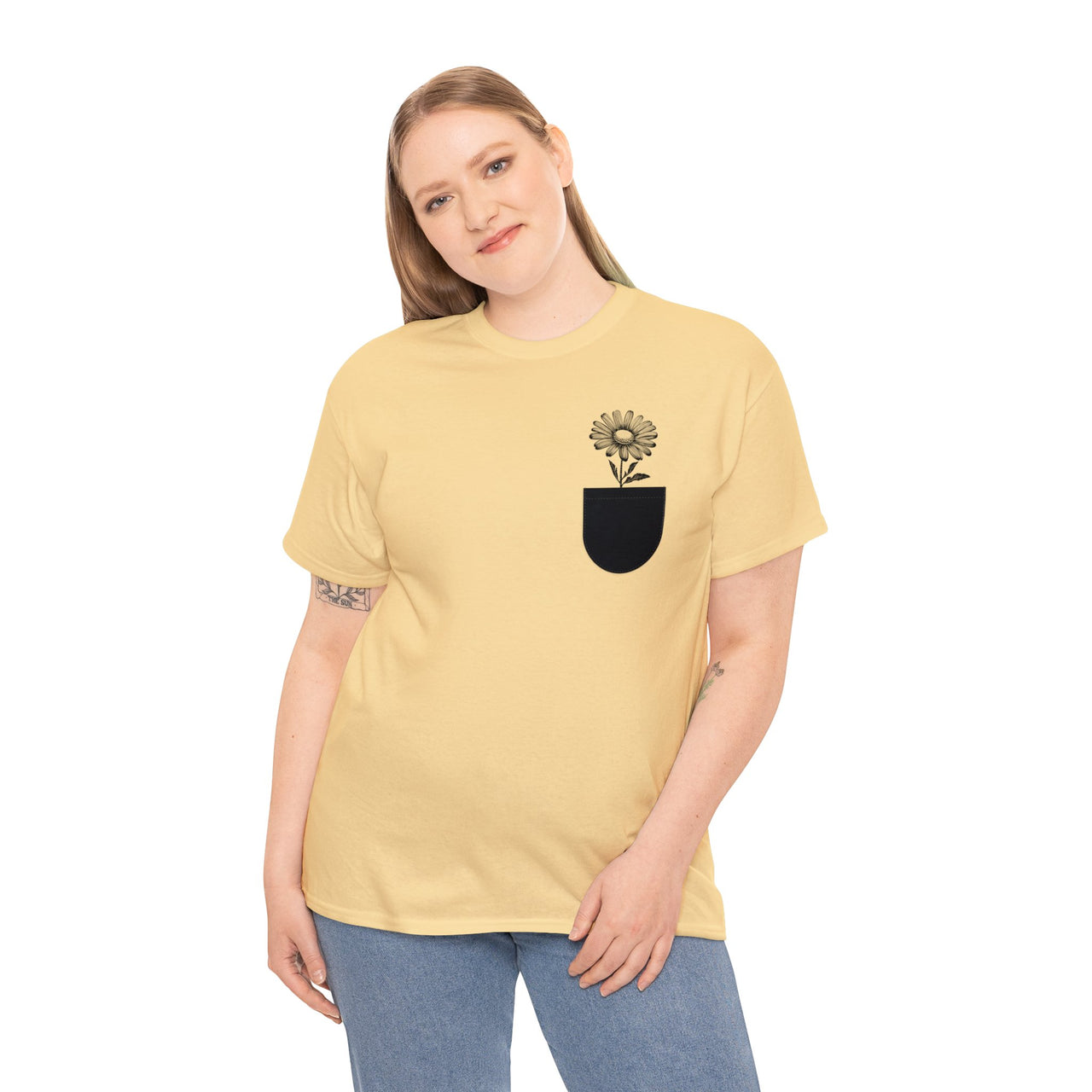 Pocket Daisy Unisex Heavy Cotton Tee