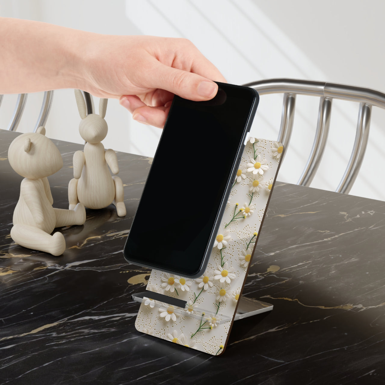 Daisy Mobile Display Stand for Smartphones