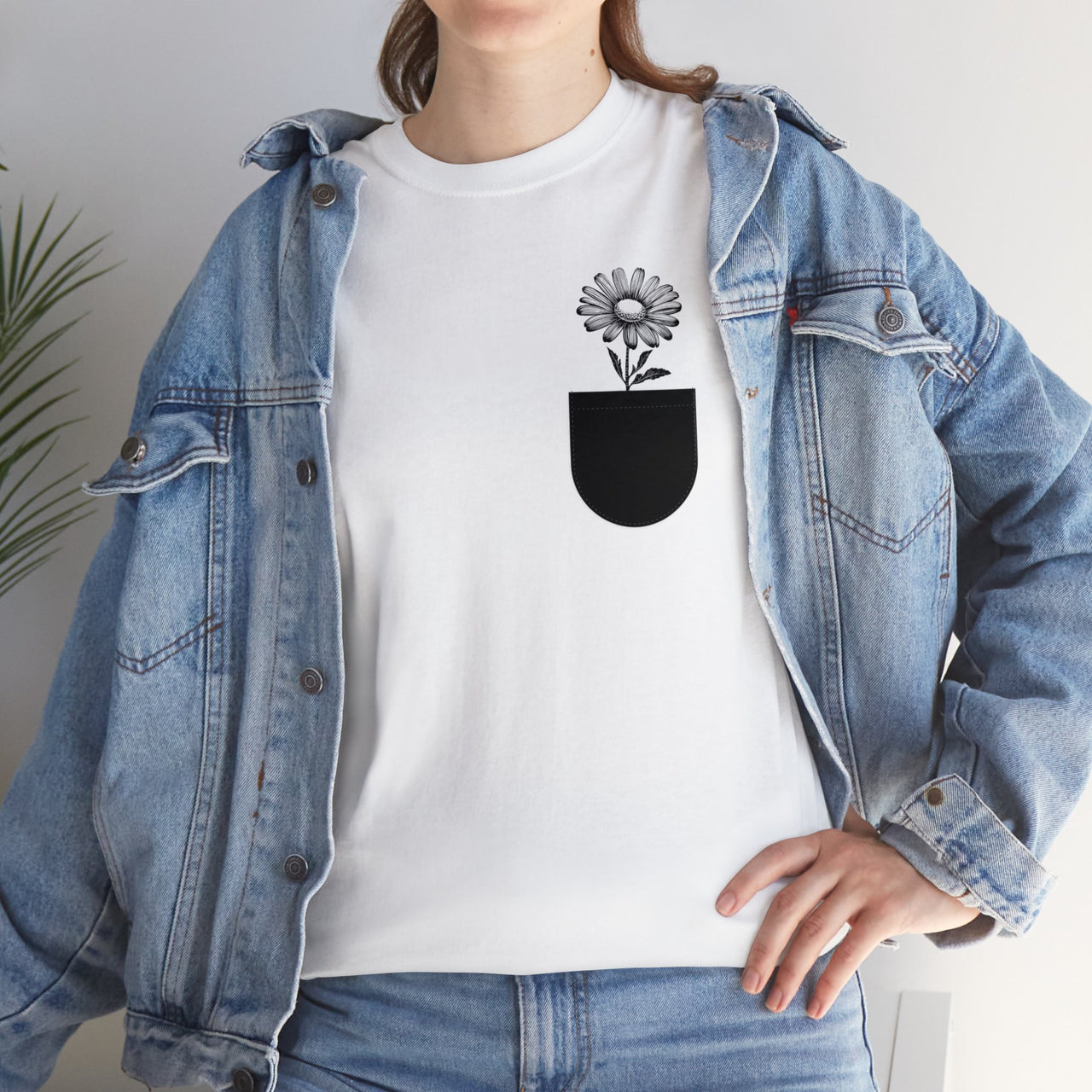 Pocket Daisy Unisex Heavy Cotton Tee